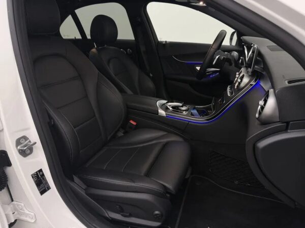Mercedes-Benz C-Klasse 180 Aut. Premium Plus Pack AMG
