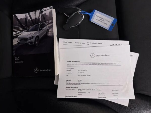 Photo 29 of 29 of WDC2539461F205582 Mercedes-Benz GLC 250 4MATIC Prestige Pano