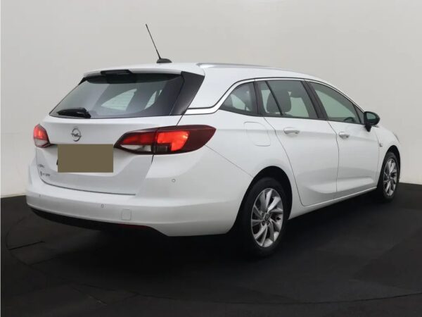Photo 3 of 22 of W0VBE8ES6M8011861 Opel Astra Sports Tourer 1.2 Business Elegance LED