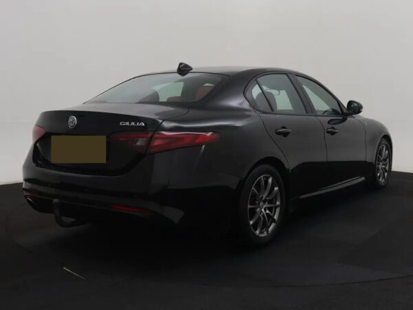 Photo 3 of 25 of ZAREAECN0H7562822 Alfa Romeo Giulia 2.0T Super 1e Eig!! NAP