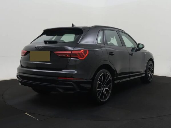Audi Q3 35 TFSI S Line