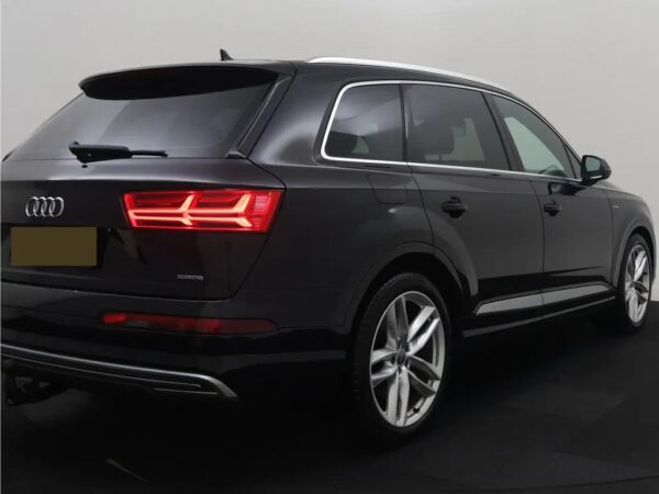 Photo 3 of 31 of WAUZZZ4M5HD026738 Audi Q7 3.0 TDI e-tron quattro Sport LED-Matrix