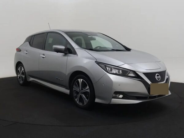 Photo 4 of 25 of SJNFAAZE1U0056906 Nissan Leaf Tekna 40 kWh