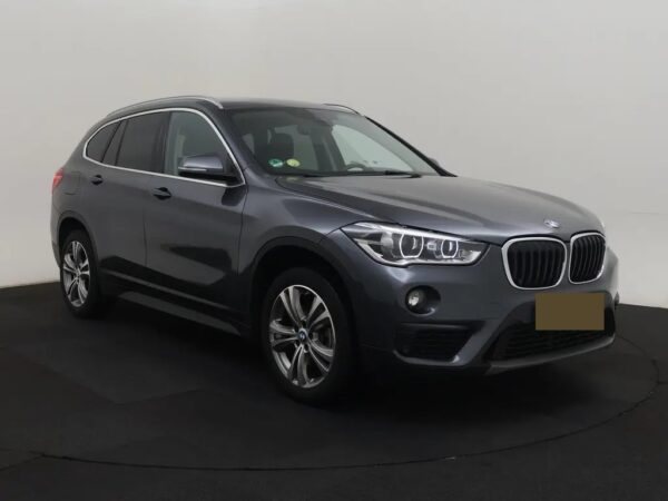 Photo 4 of 25 of WBAHT710405J50291 BMW X1 sDrive18d Aut. High Executive HUD