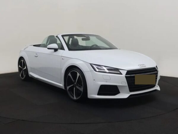 Photo 4 of 26 of TRUZZZFVXG1010971 Audi TT Roadster 2.0 TDI Pro Line S Open Days (2-drs Softtop)