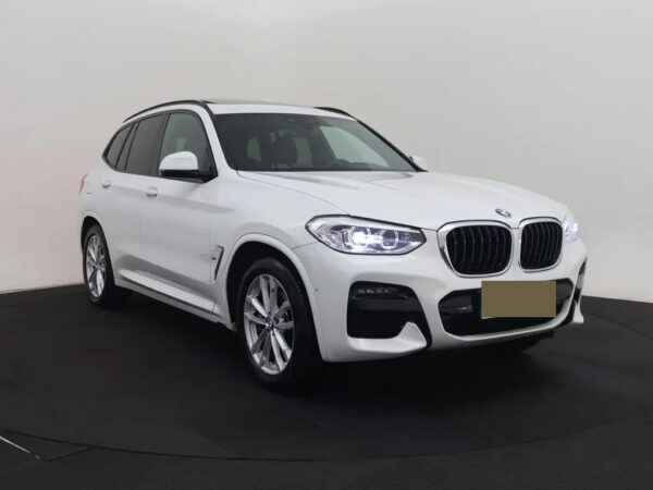 Photo 4 of 28 of WBATS110609F01000 BMW X3 xDrive30e High Ex. M-Sport