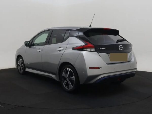 Photo 5 of 25 of SJNFAAZE1U0056906 Nissan Leaf Tekna 40 kWh