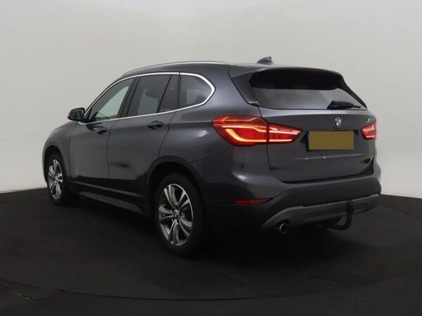 Photo 5 of 25 of WBAHT710405J50291 BMW X1 sDrive18d Aut. High Executive HUD