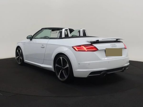 Photo 5 of 26 of TRUZZZFVXG1010971 Audi TT Roadster 2.0 TDI Pro Line S Open Days (2-drs Softtop)