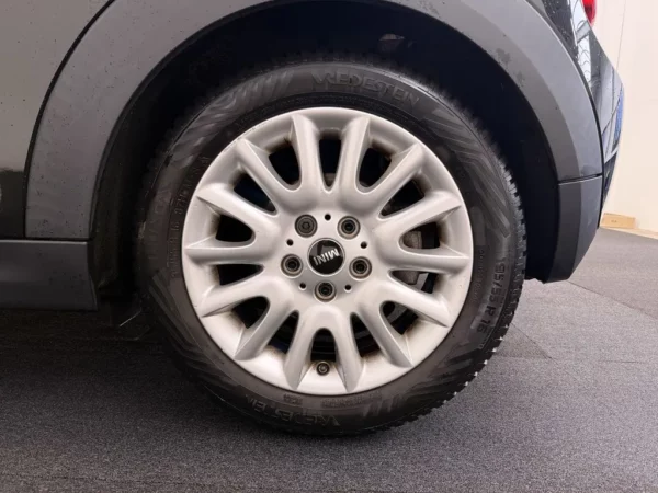 MINI 3-deurs 1.5 Cooper Business Navi