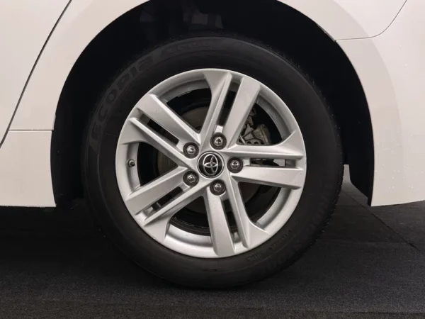 Toyota Corolla Touring Sports 1.8 Hybrid Business
