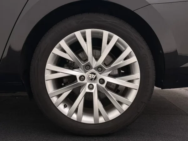 Skoda Superb Combi 1.4 TSI iV Business Edition Plus