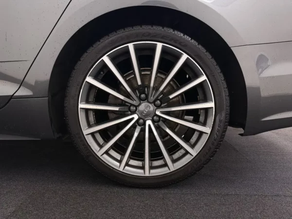 Photo 6 of 26 of WAUZZZF51KA071657 Audi A5 Sportback 40 g-tron Launch edition Sport