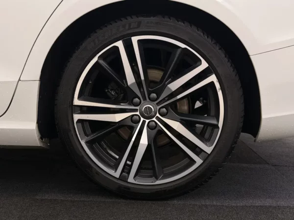 Volvo S60 2.0 T4 R-Design