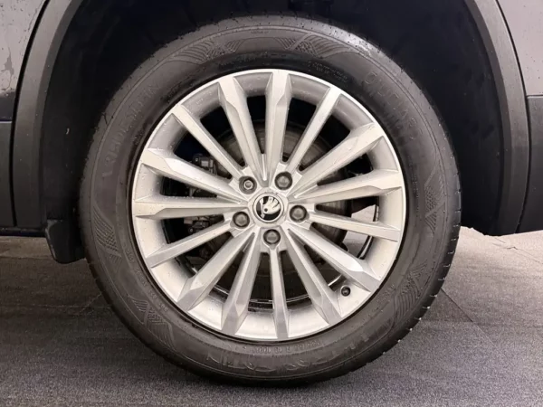 Photo 6 of 27 of TMBJB9NS0M8040020 Skoda Kodiaq 1.5 TSI Aut. Business Edition Pano