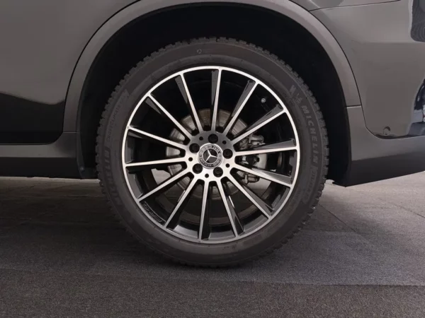 Photo 6 of 27 of WDC2539461F363216 Mercedes-Benz GLC 250 4MATIC Premium Plus