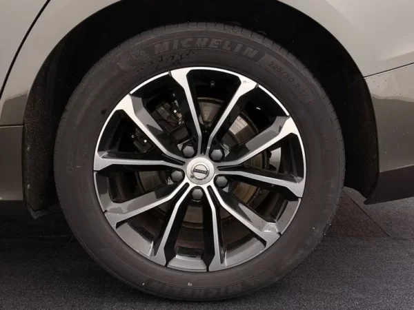Volvo V60 2.0 B3 Momentum Business