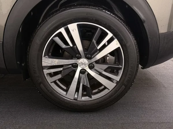 Peugeot 3008 1.2 PureTech Blue Lease Premium Navi