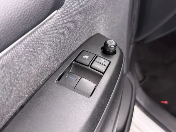 Toyota Yaris 1.5 Hybrid Active Navi