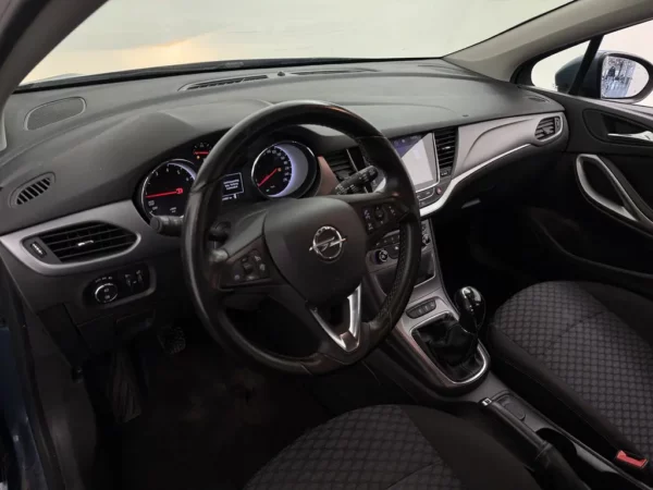 Opel Astra 1.0 Online Edition LED