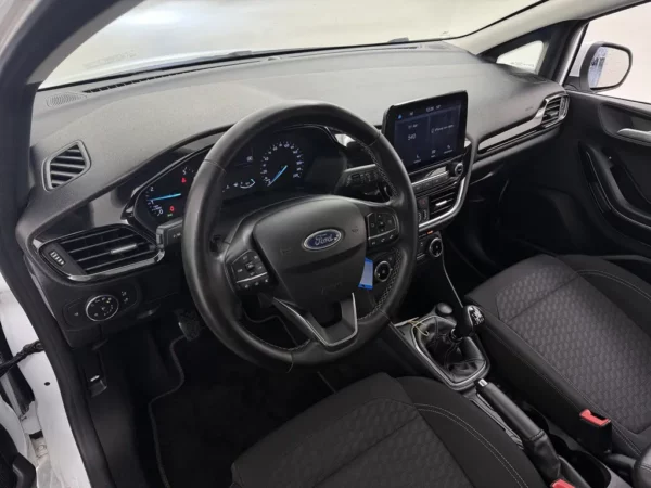 Photo 7 of 23 of WF0JXXGAHJNB64719 Ford Fiesta 1.0 EcoBoost Hybrid Titanium