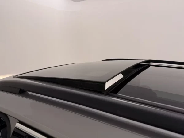 Photo 7 of 23 of WVGZZZ5NZHW862496 Volkswagen Tiguan 1.4 TSI DSG Comfortline