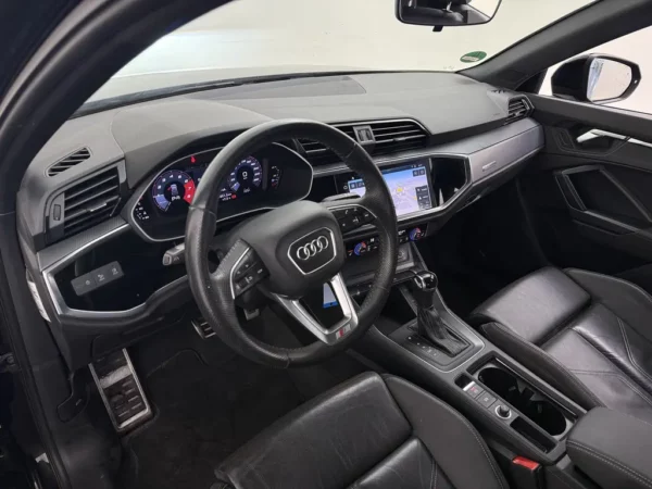 Audi Q3 35 TFSI S Line