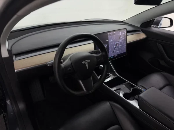 Tesla Model 3 Standard RWD Plus 60 kWh FSD