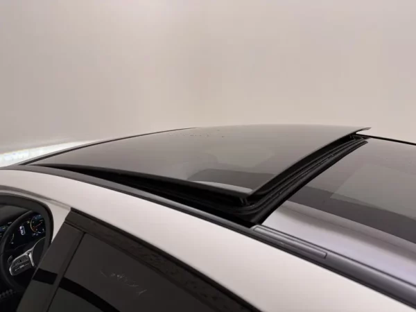 Mercedes-Benz C-Klasse 180 Aut. Premium Plus Pack AMG