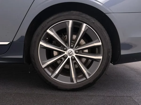 Volvo V90 2.0 T8 AWD Inscription (5-drs