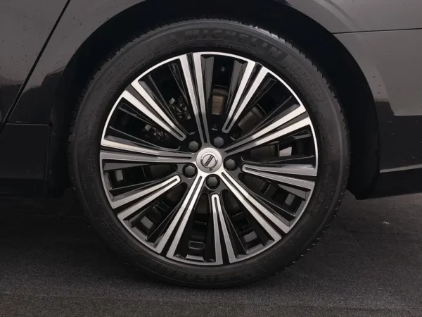 Volvo V90 2.0 T6 Plug-in Hybrid AWD Plus Bright