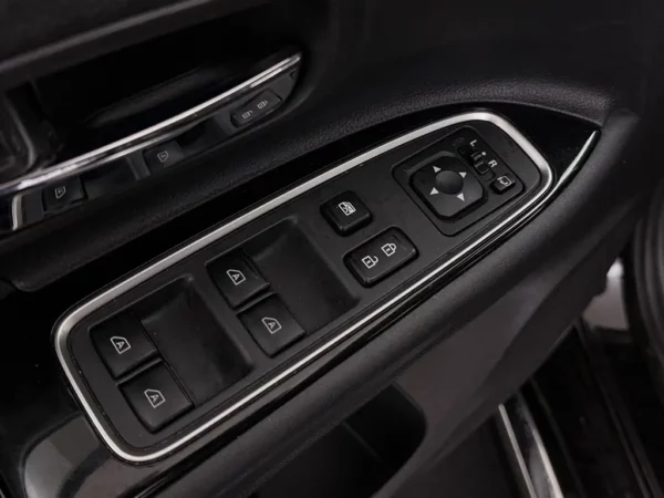 Mitsubishi Outlander 2.4 PHEV Pure LED