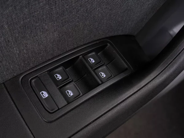 Photo 8 of 23 of VSSZZZ5F4R6566556 SEAT Ateca 1.5 TSI Style Business Intense