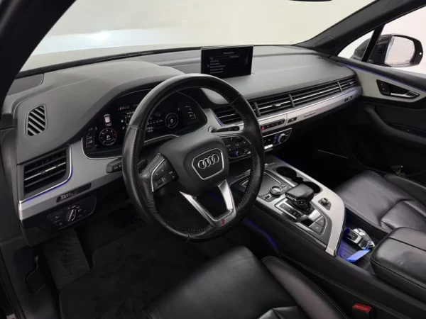 Photo 8 of 31 of WAUZZZ4M5HD026738 Audi Q7 3.0 TDI e-tron quattro Sport LED-Matrix