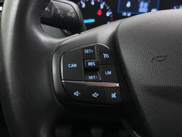 Ford FOCUS Wagon 1.0 EcoBoost Hybrid Titanium