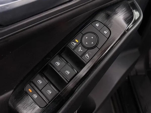 Photo 9 of 23 of SJNTAAJ12U1032327 Nissan QASHQAI 1.3 MHEV Acenta LED