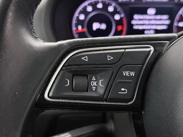 Photo 9 of 23 of WAUZZZ8V6HA103301 Audi A3 Sportback 1.4 TFSI AUT. CoD Sport S Line Edition