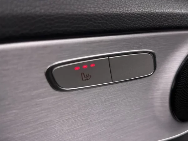 Photo 9 of 25 of WDD2050401R523649 Mercedes-Benz C-Klasse 180 Business Solution AMG