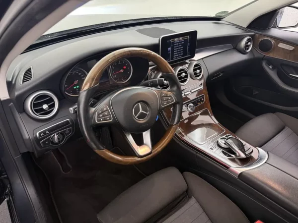 Mercedes-Benz C-Klasse 200 AUT. Ambition