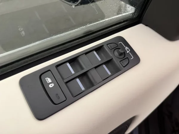 Land Rover Discovery Sport P300e 1.5 R-Dynamic HSE