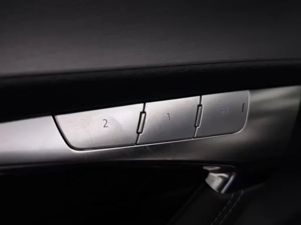 Audi A6 Avant 40 TFSI S edition LED